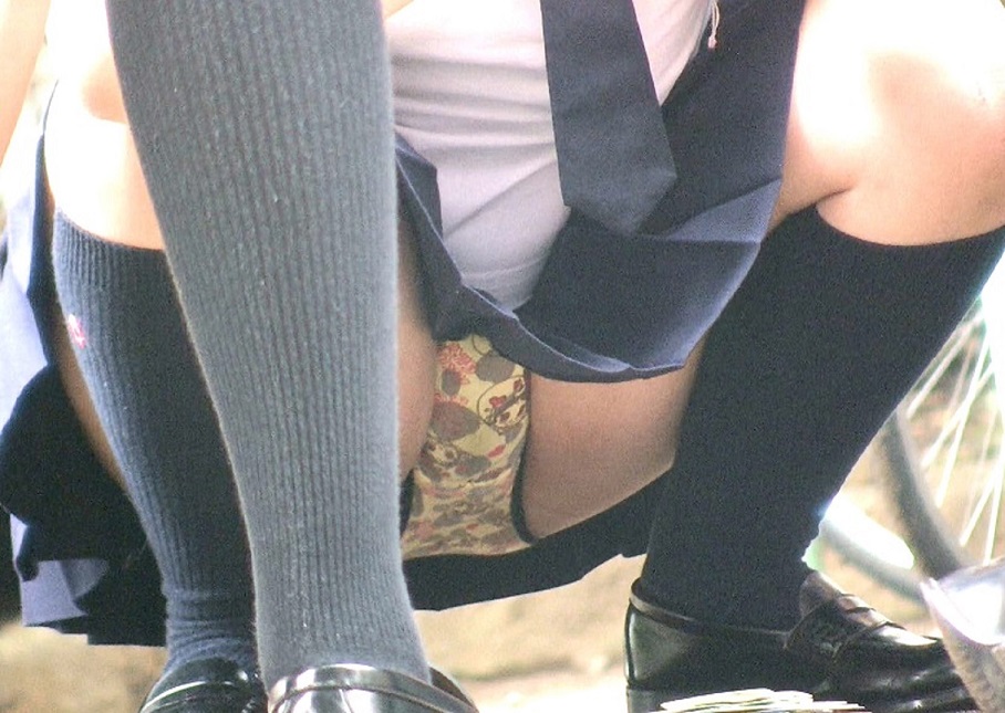 JKの集りには生やハミパンがいる