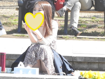 新作です！！（ＦＨＤ）大変です！！彼氏に夢中になり、パンツが見えてますよ２２８