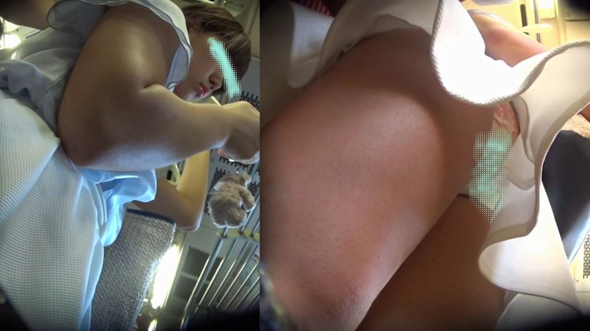 パンチラ小人目線☆☆（pa-to215)［電車編］